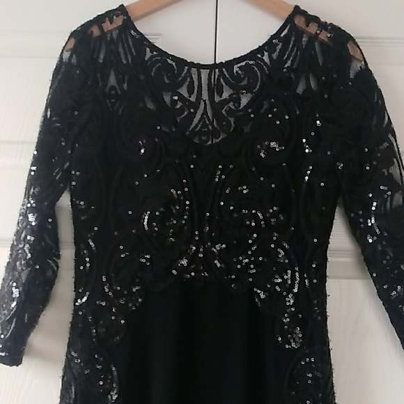 Dress - Picture 4 of 4